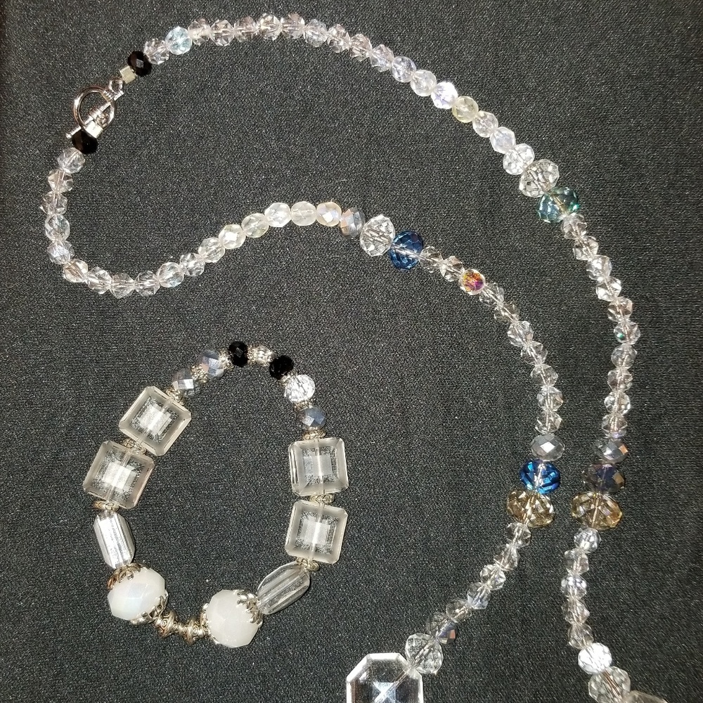 Jewelry - Picture 3 of 8